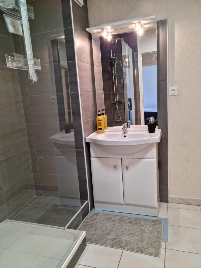 Superbe Appartement Avec Balcon Et Jaccuzzi ! Apartment
